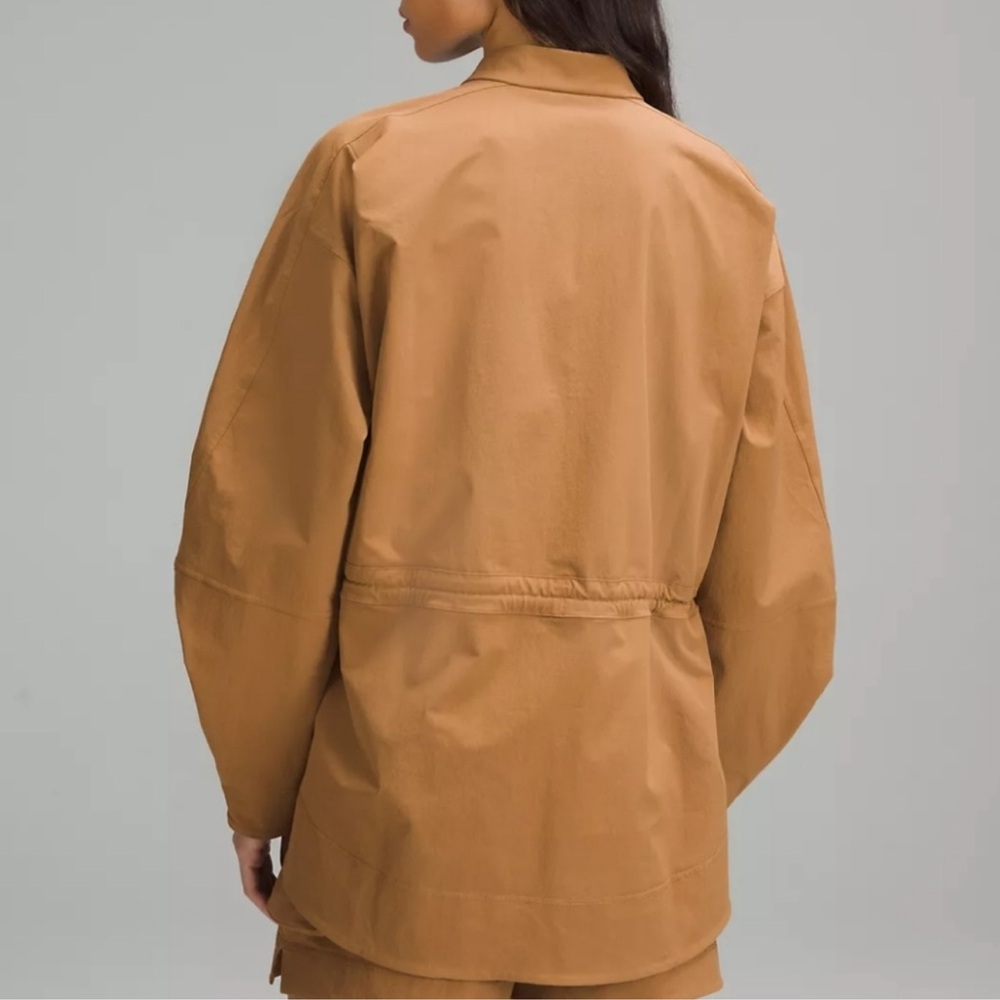 Lululemon Athletica Cinch-Waist Stretch Bold Beige Full Zip Outdoor Shirt Jacket - Picture 8 of 15